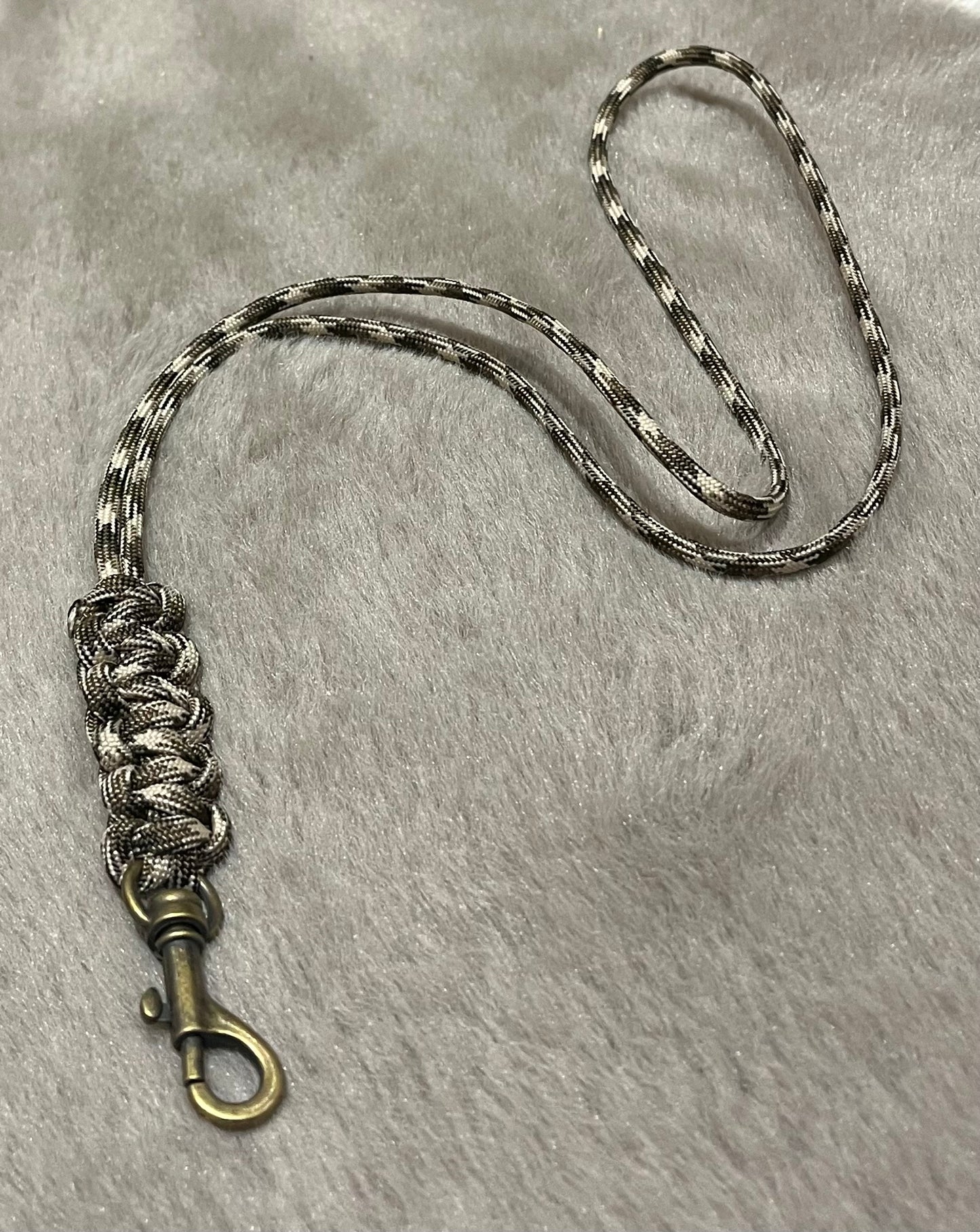 Paracord Lanyard – Desert Storm & Antique Brass