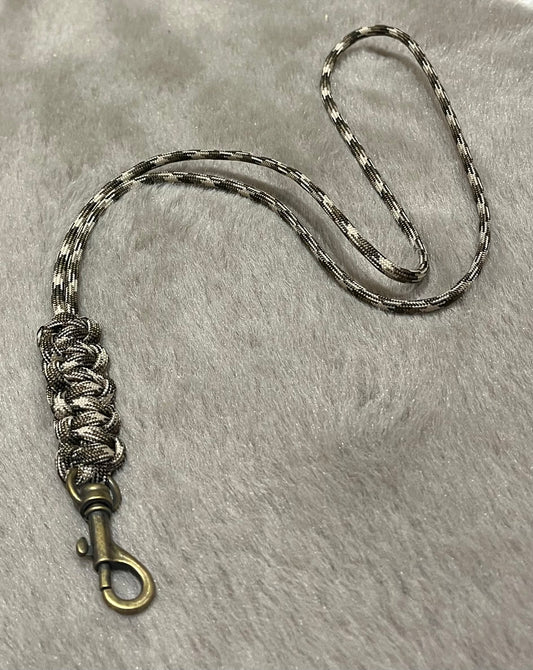 Paracord Lanyard –  Desert Storm & Antique Brass